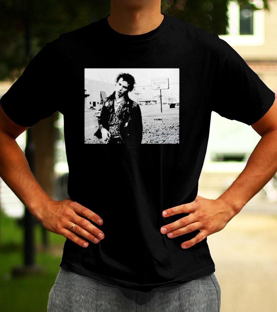 Sex Pistols Babylon Sid Vicious Street Scene Retro Punk Style T-Shirt