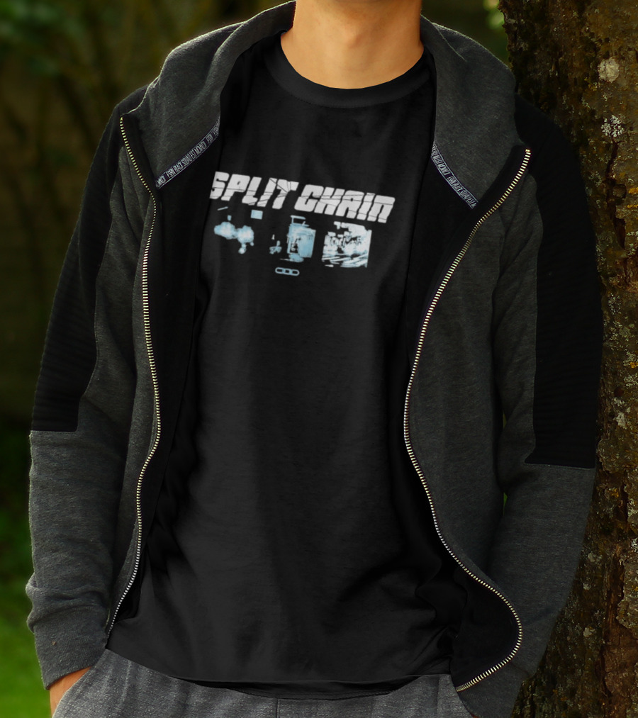 Split Chain Motionblur Exploring Futuristic Machinery And Abstract Dynamics T-Shirt