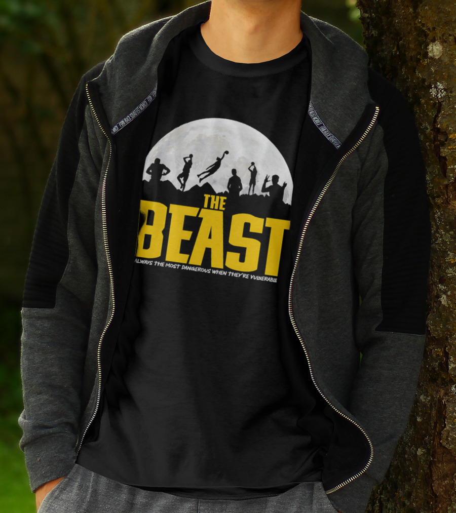 The Beast Is Always The Most Dangerous When They're Vulnerable Silhouettes Moon Scene T-Shirt