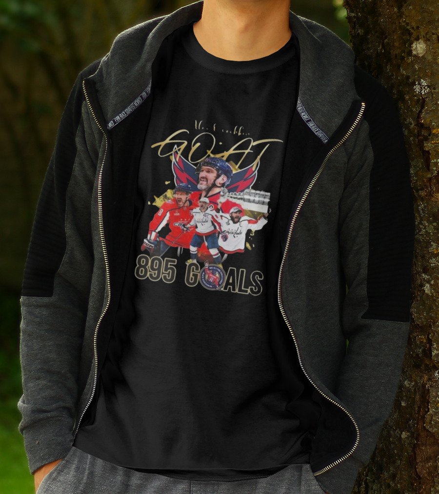 Washington Capitals NHL Alex Ovechkin GOAT 895 Goals Signature Collection T-Shirt