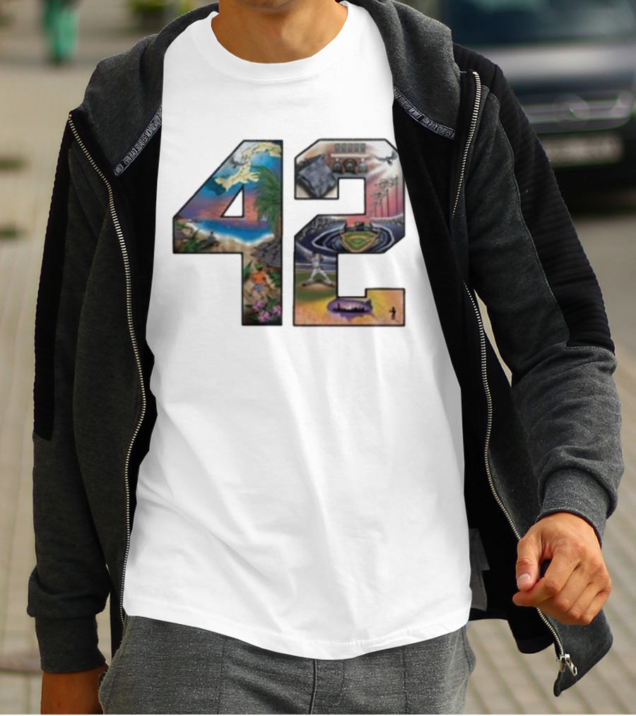 42 Mariano Rivera Foundation Iconic Baseball Imagery T-Shirt