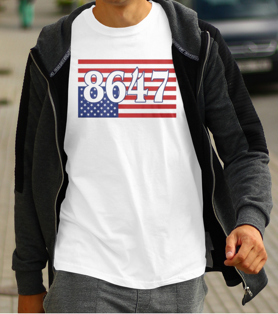 8647 American Flag Inverted Red Blue Stripes T-Shirt
