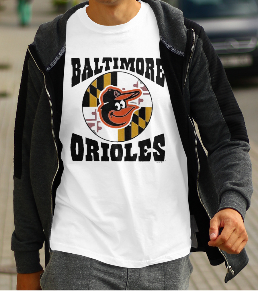 Baltimore Orioles Homage Hyper Local Tri-Blend Bird And Maryland Flag T-Shirt