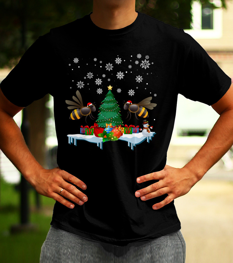Bee Merry Christmas Tree Snowflakes Holiday Bees Santa Hats T-Shirt