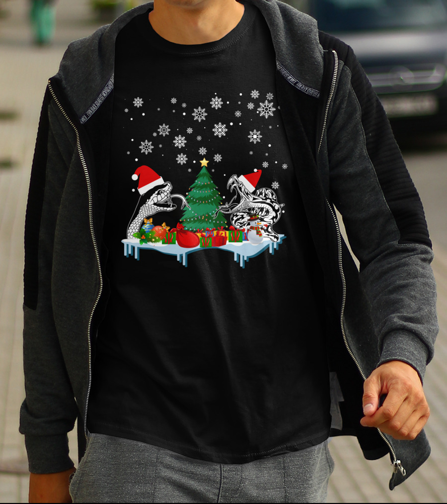 Snake Merry Christmas Snowflakes Santa Hats Holiday Scene T-Shirt