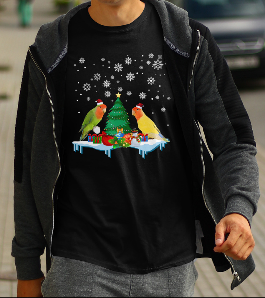 Lovebird Merry Christmas Snowflakes Tree Santa Hats T-Shirt