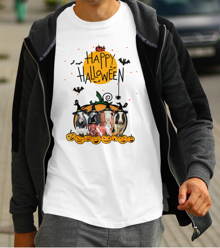 Happy Halloween Cows With Pumpkin Hats And Bats T-Shirt