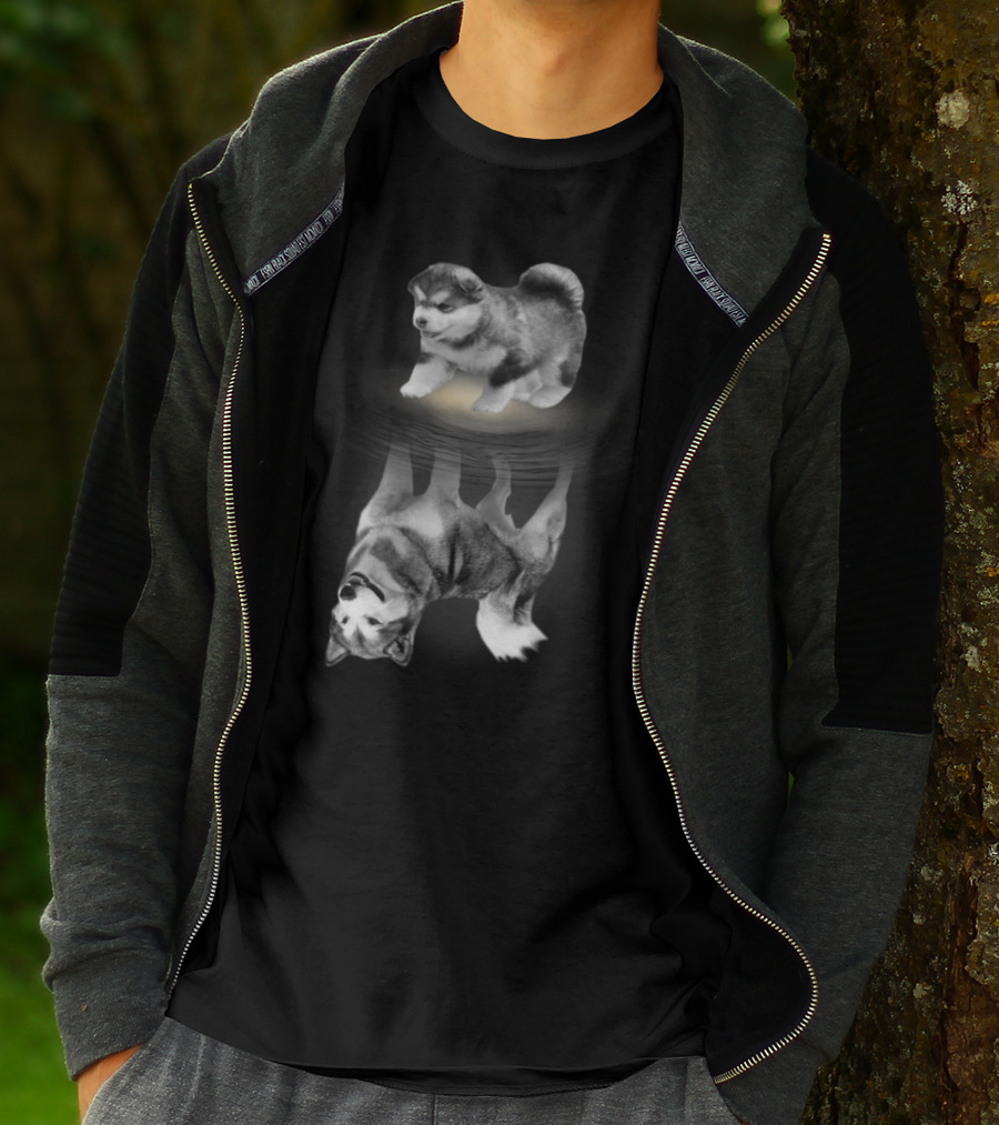 Alaskan Malamute Puppy And Reflection Illustration With Anatomy T-Shirt