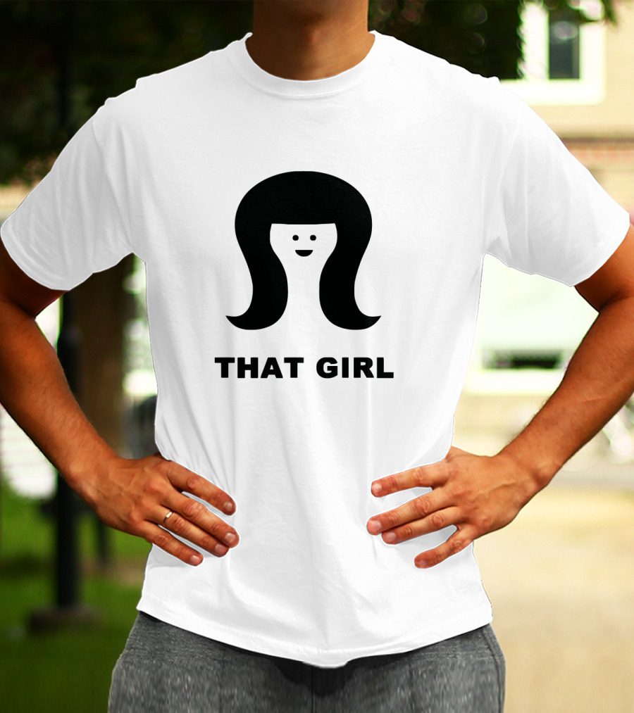 THAT GIRL Smiling Face T-Shirt