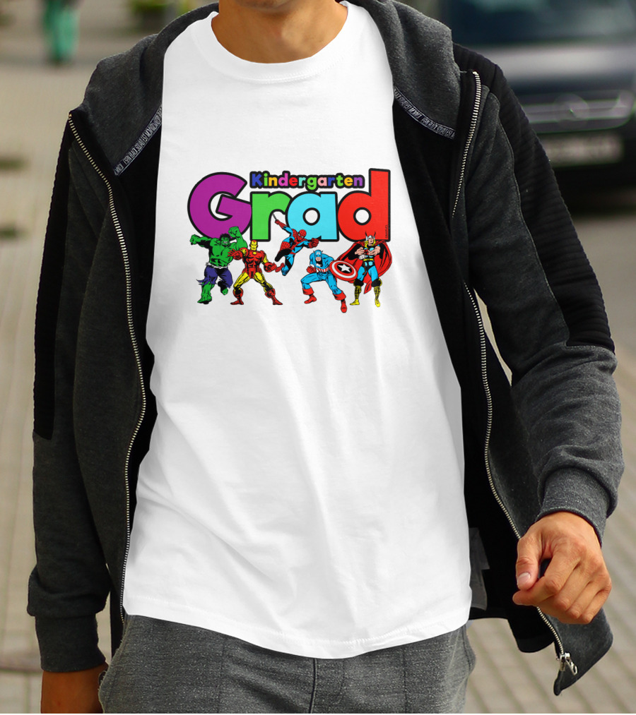 Kindergarten Grad Superhero T-Shirt