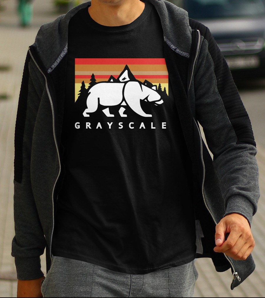 GRAYSCALE Bear And Mountains Retro Sunset T-Shirt