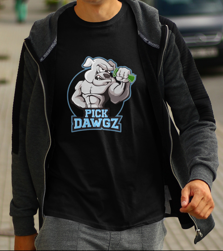 Pick Dawgz Muscular Bulldog Holding Money T-Shirt