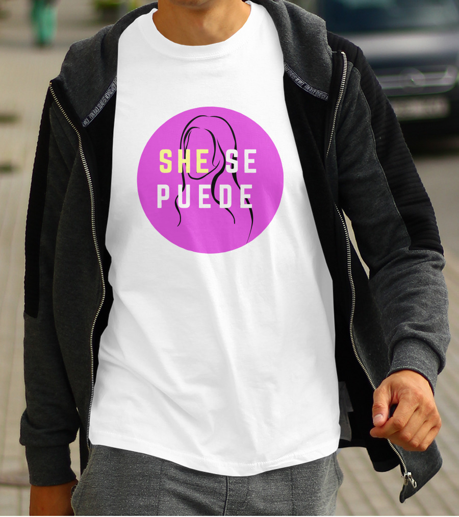 SHE SE PUEDE Purple Circle T-Shirt