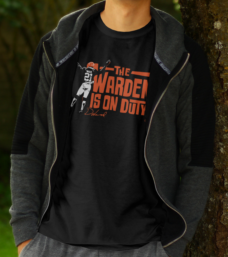 The Warden Denzel Ward Is On Duty 21 Signature Football T-Shirt