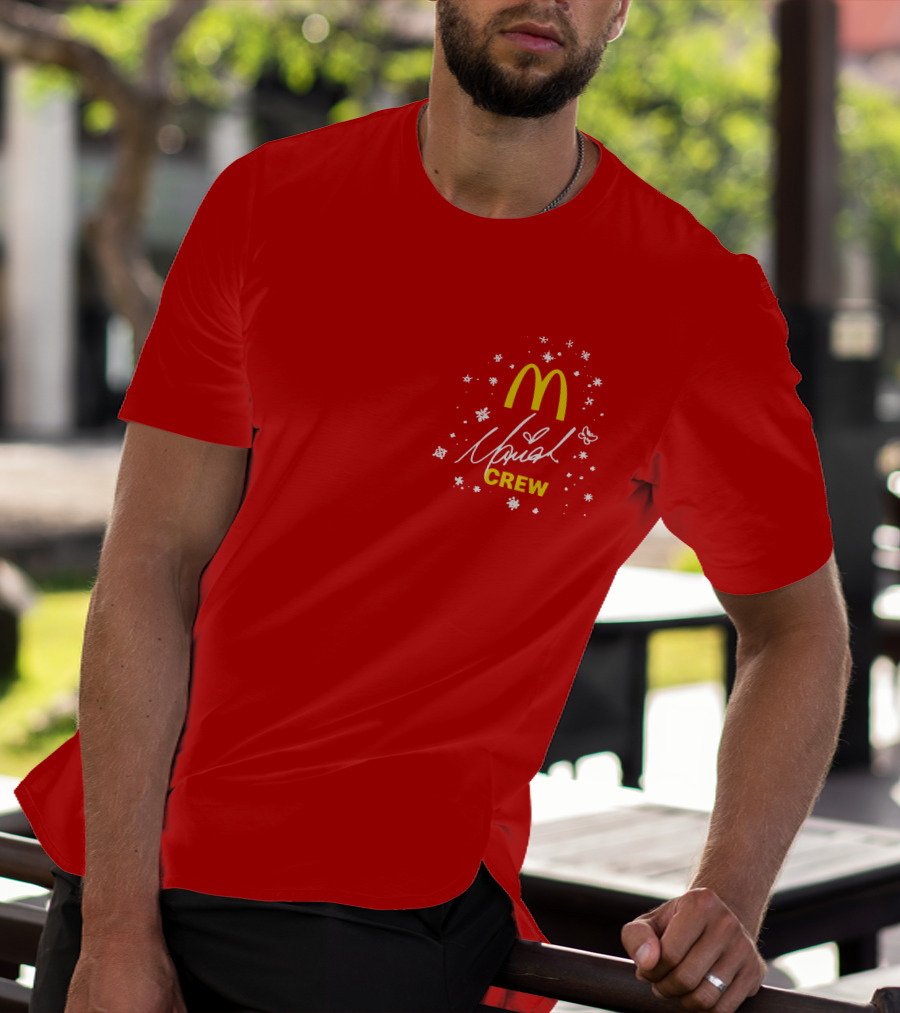 McDonald's Mariah Carey Crew Snowflakes Christmas Holiday T-Shirt
