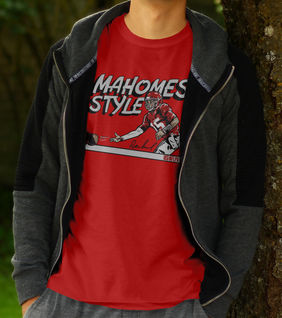 MAHOMES STYLE NFLPA Football Quarterback Signature T-Shirt