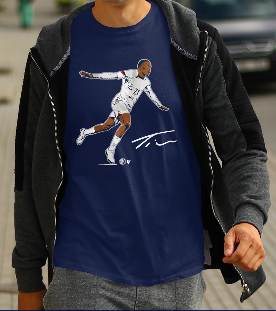 Timothy Weah Signature Soccer Art With Player 21 And Tim Autograph T-Shirt