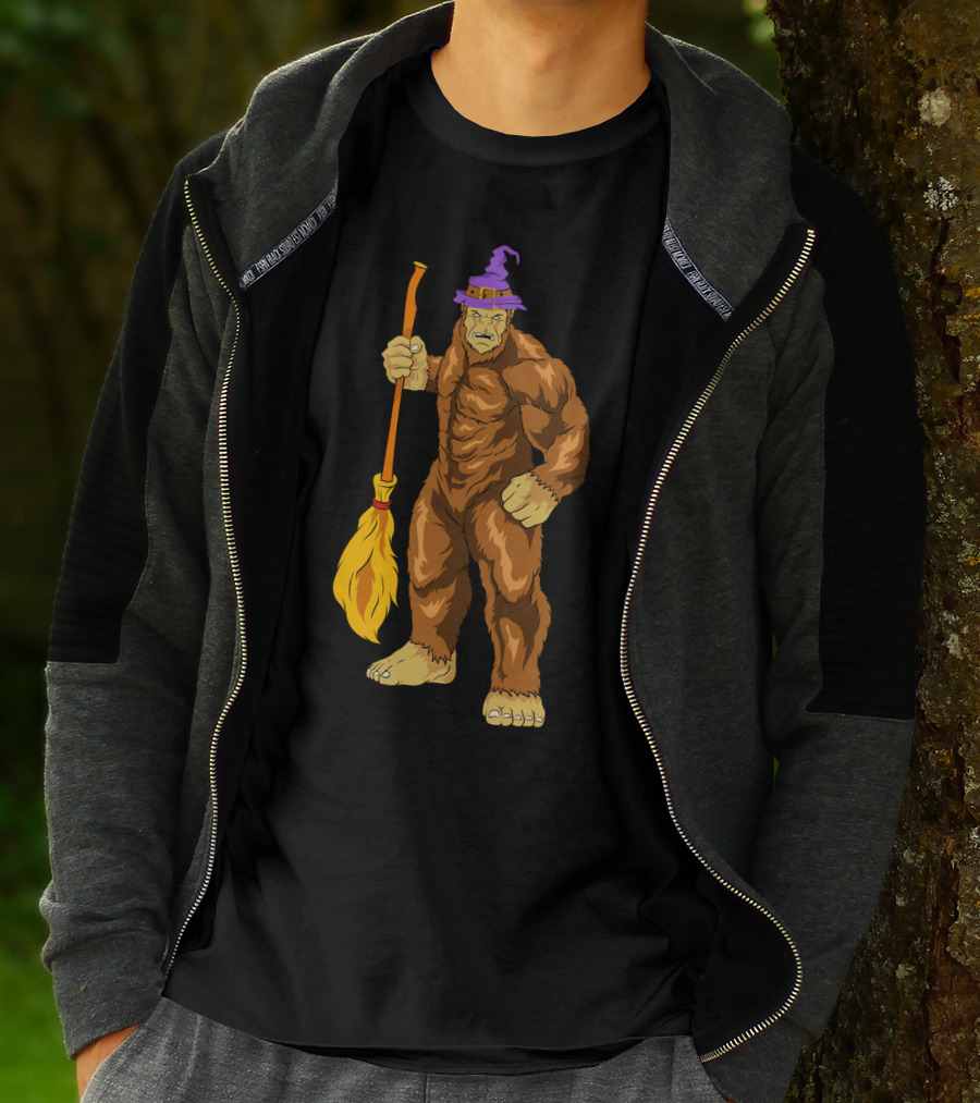 Bigfoot Witch Sasquatch With Broomstick Halloween Wizard Hat T-Shirt