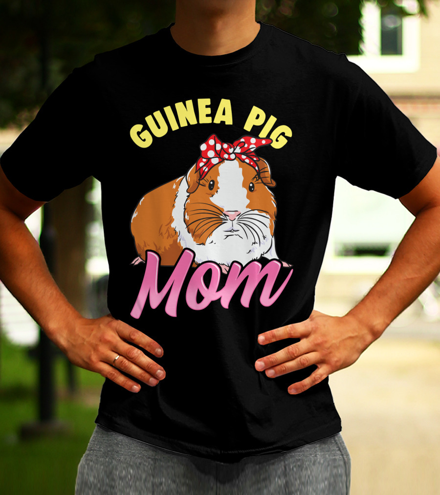Guinea Pig Mom Wheek Squad Bow Tie Edition T-Shirt
