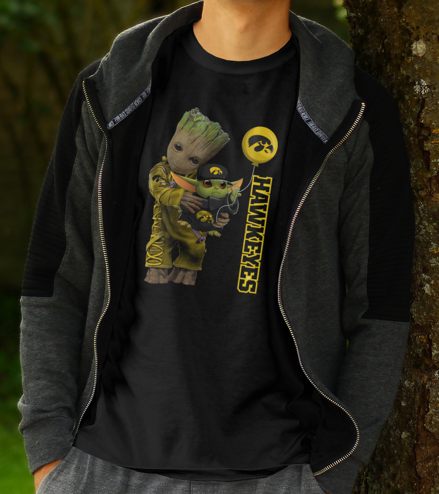 G&Y Iowa Hawkeyes Groot And Baby Yoda Balloon T-Shirt