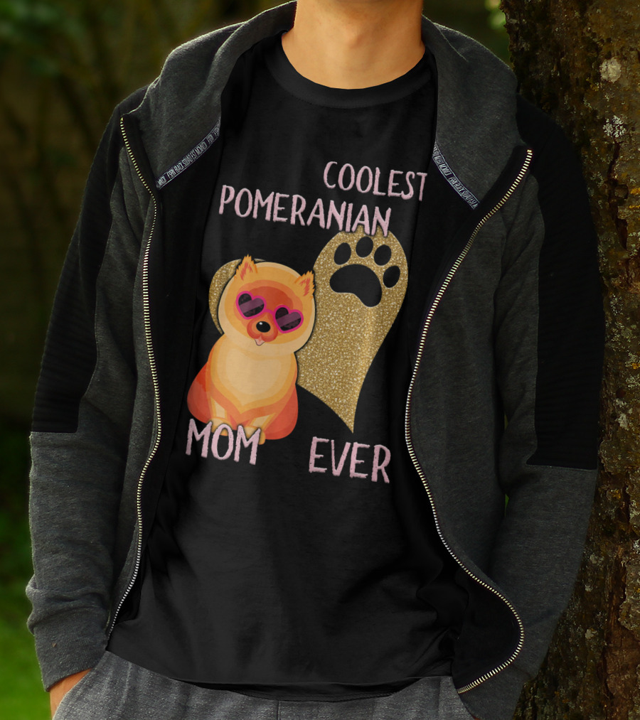 Coolest Pomeranian Mom Ever With Heart Paw Print And Sunglasses T-Shirt