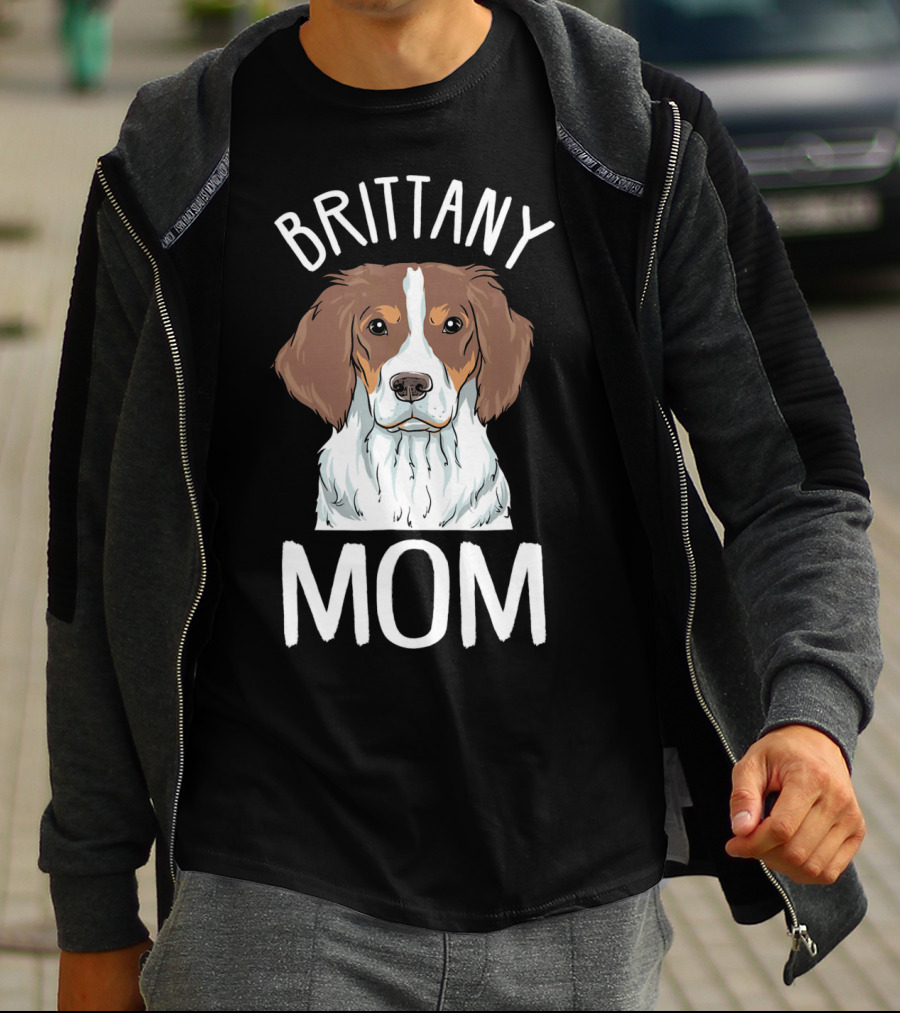 Brittany Spaniel Mom T-Shirt