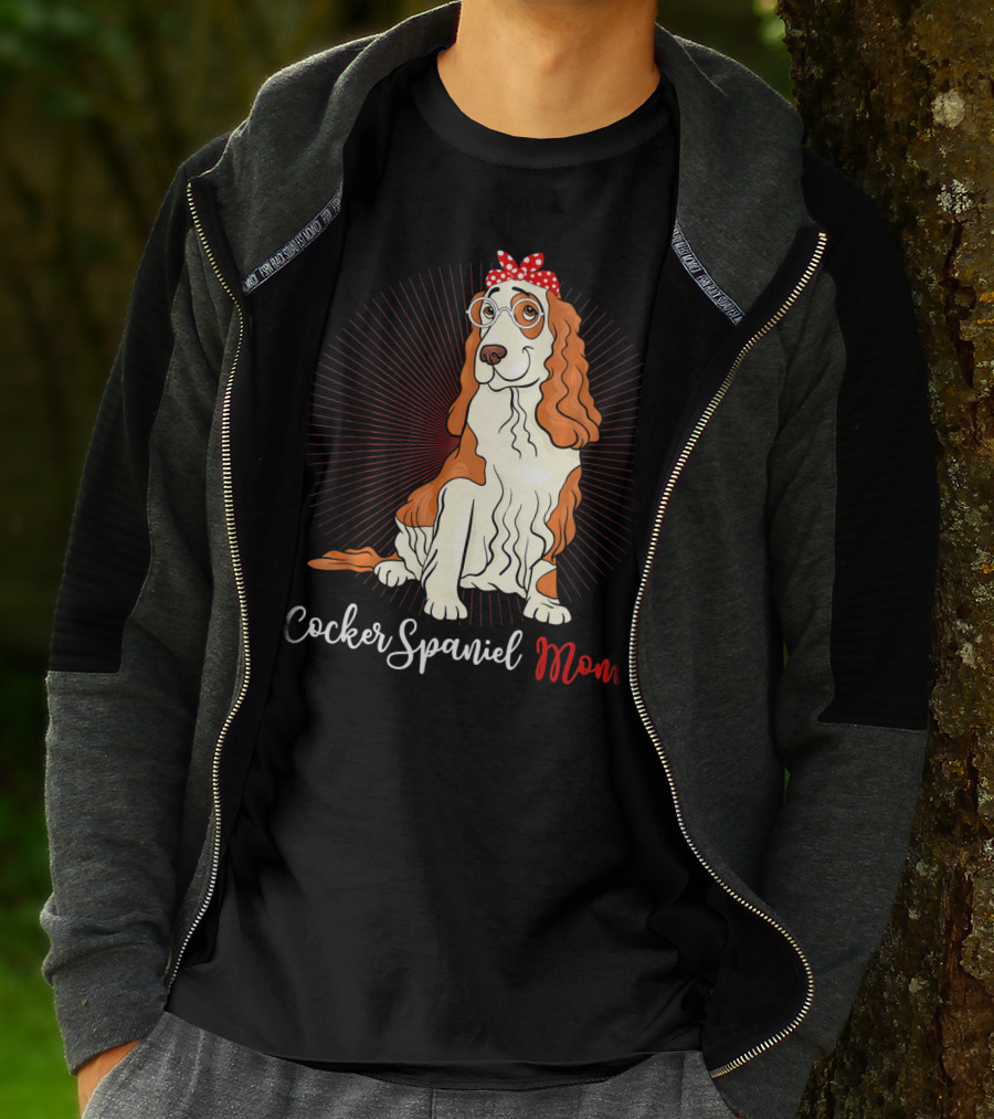 Cocker Spaniel Mom With Glasses And Red Polka Dot Bandana T-Shirt