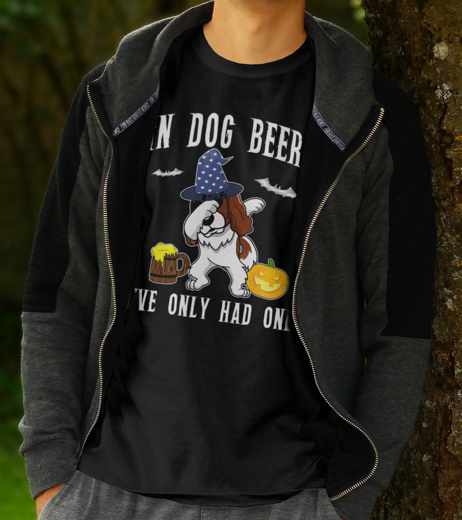 In Dog Beers I've Only Had One Dabbing Cavalier King Charles Spaniel Halloween Wizard Hat Pumpkin T-Shirt