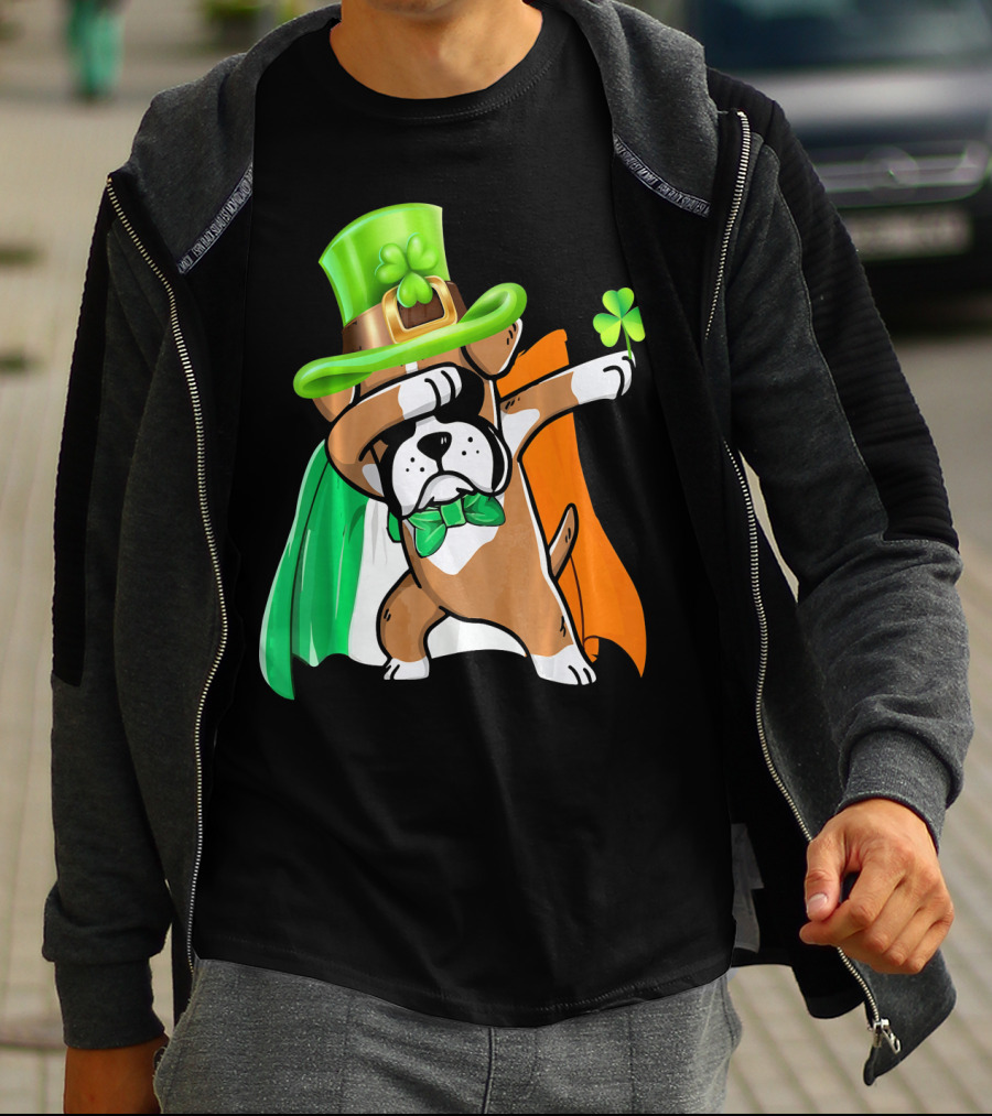 Lucky Boxer Dabbing With Irish Flag And Shamrock Hat T-Shirt