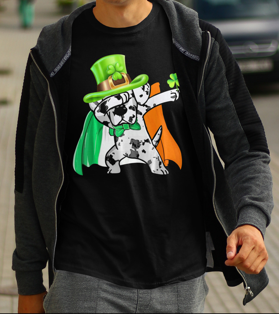 Dabbing Great Dane Irish Flag Shamrock Hat Cape T-Shirt