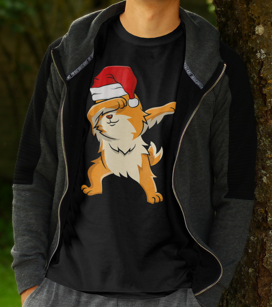 Dabbing Pomeranian With Santa Hat T-Shirt