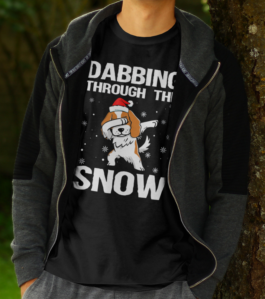 Dabbing Through The Snow Cavalier King Charles Spaniel Christmas Dog Santa Hat T-Shirt