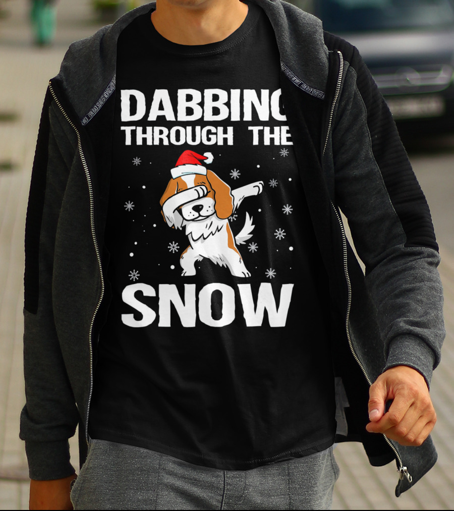 Dabbing Through The Snow Cavalier King Charles Spaniel Christmas Dog Santa Hat T-Shirt