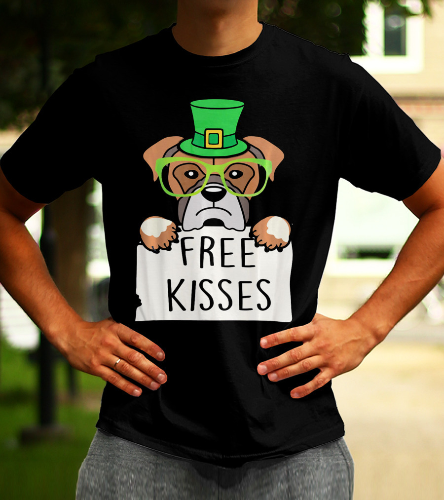 Free Kisses Boxer Dog Leprechaun St Patrick Hat Green Glasses T-Shirt