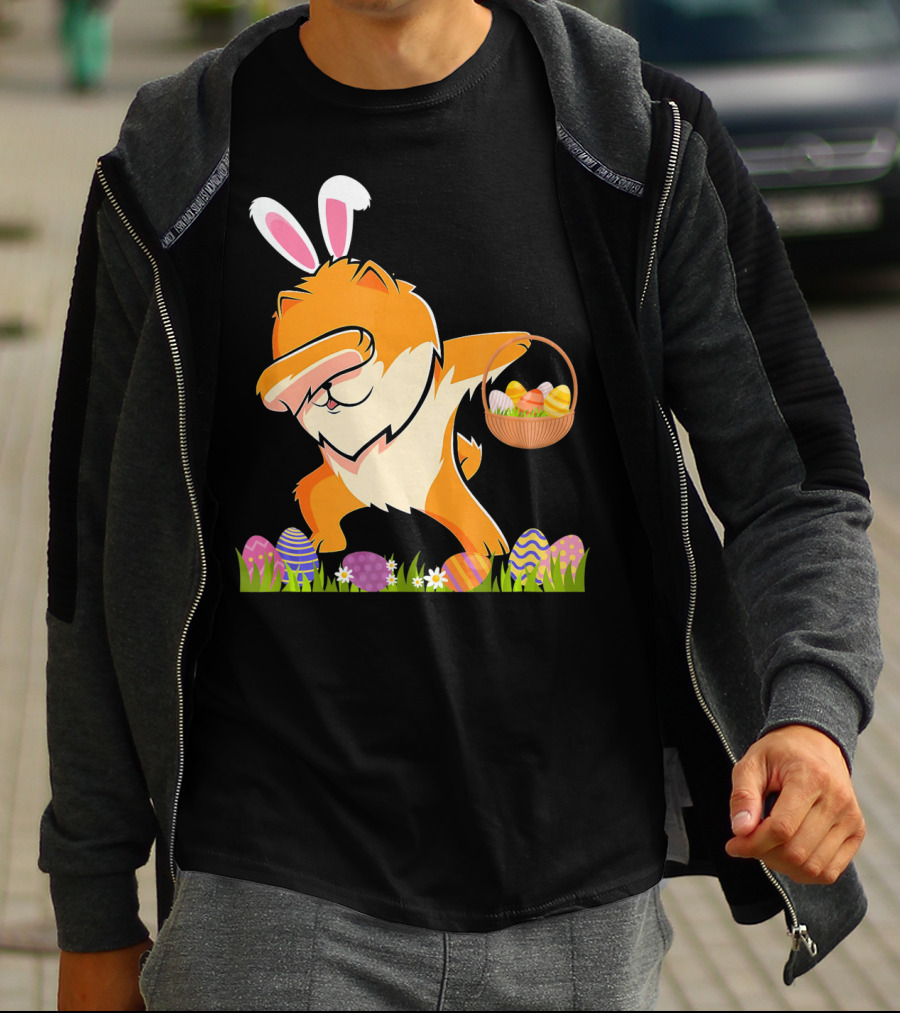Funny Pomeranian Dabbing Easter Bunny With Eggs And Basket T-Shirt