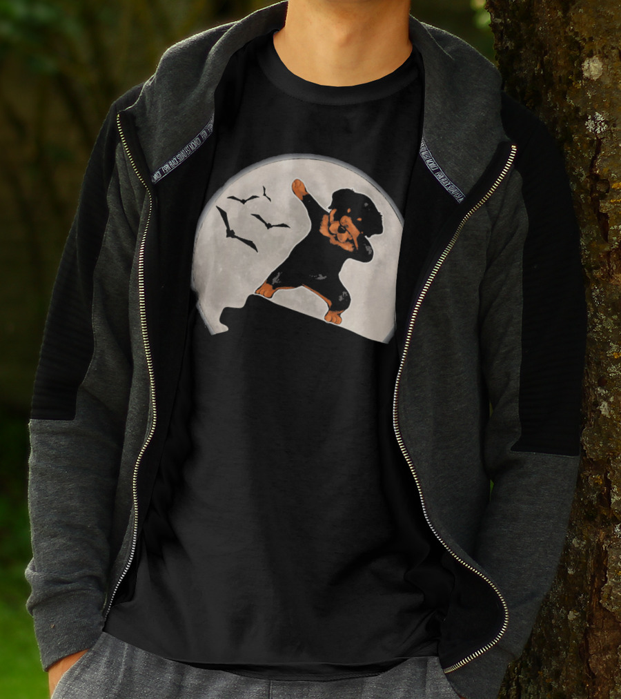 Funny Rottweiler Dabbing Dog Halloween Costume With Moon And Bats T-Shirt
