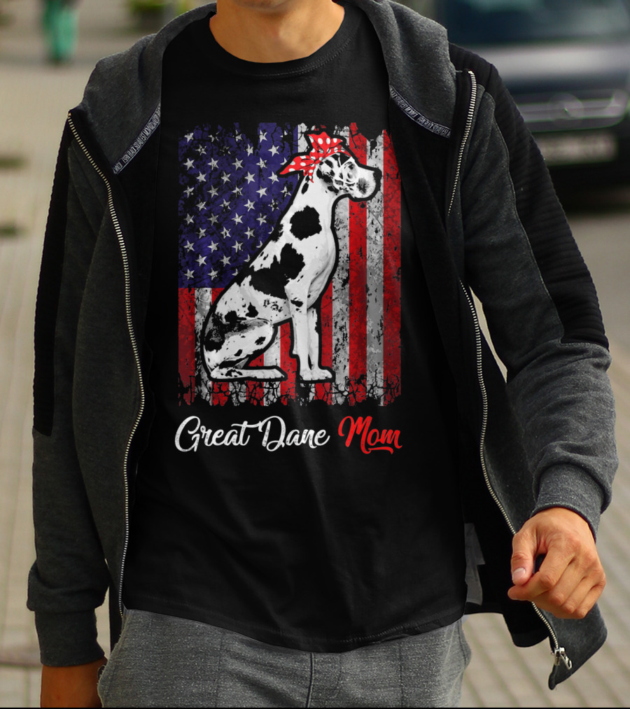 Great Dane Mom Patriotic USA Flag T-Shirt