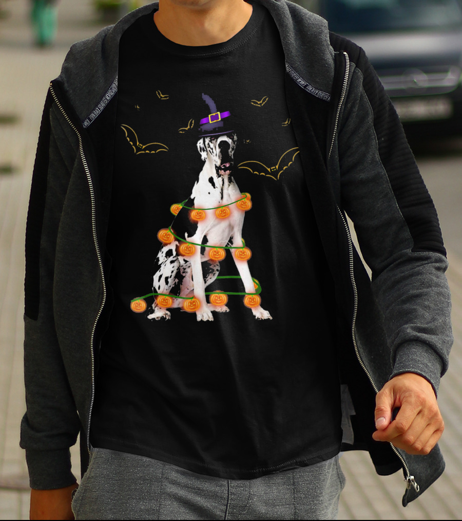 Great Dane Witch Hat Pumpkin Lights Bats Halloween Kids Funny T-Shirt