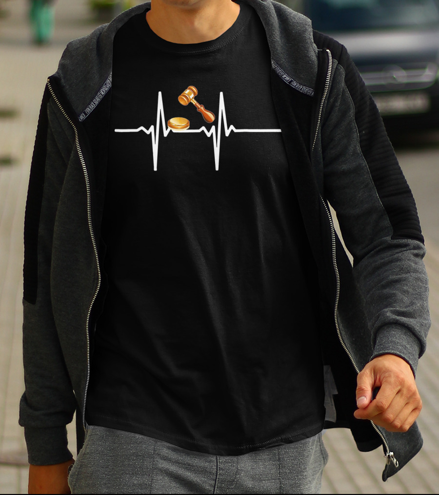 Auctioneer Heartbeat Gavel And Coin Auctions T-Shirt