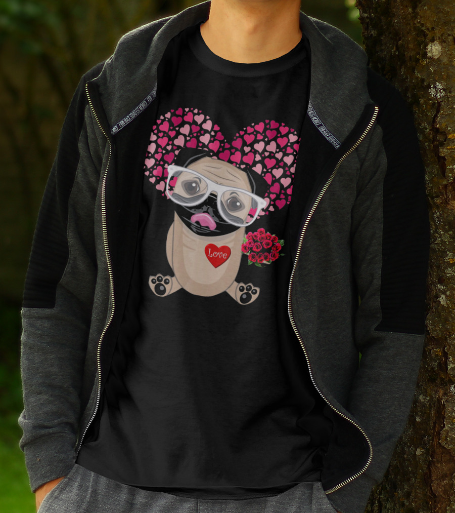 Be My Valentine Cute Pug Dog Love Heart Glasses Roses T-Shirt