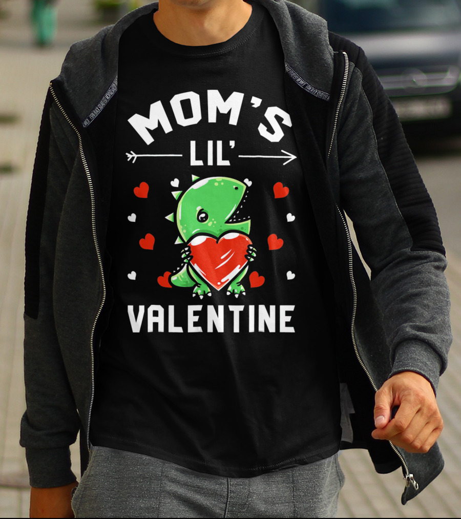 Moms Lil Valentine Dinosaur Holding Heart T-Shirt