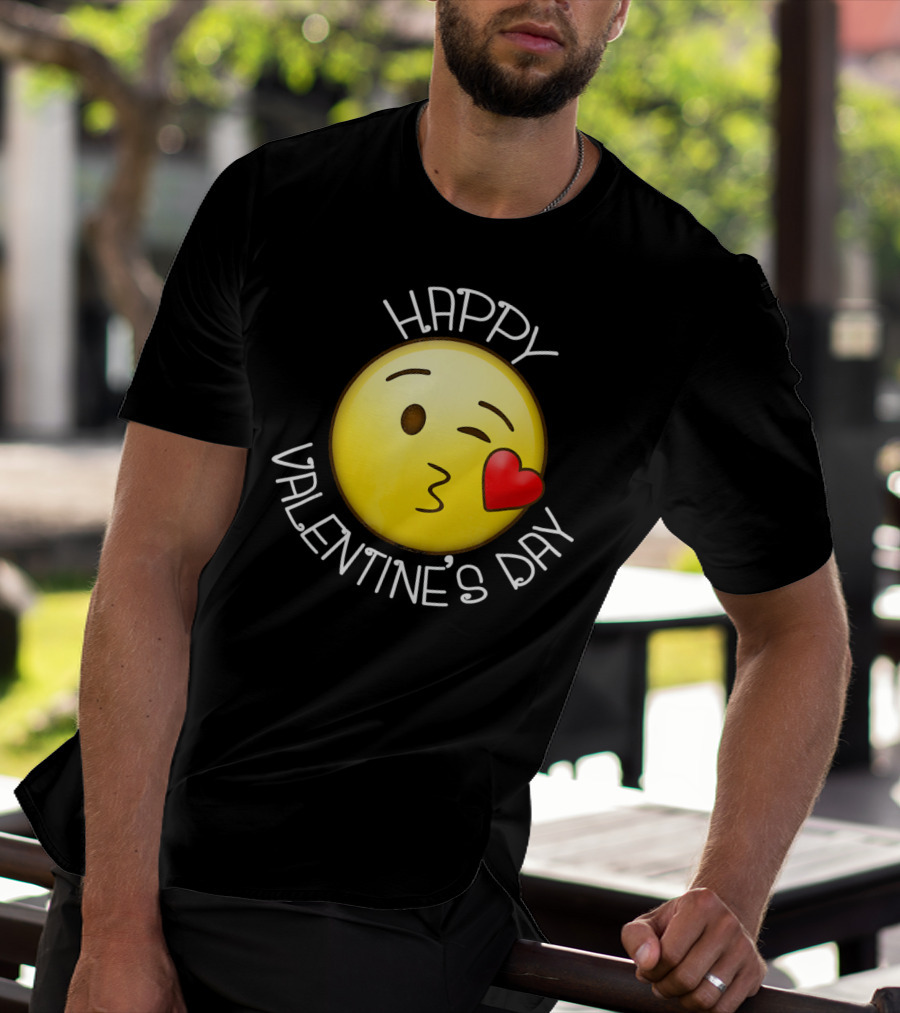 Happy Valentine's Day Cute Blow Kiss Heart Emoji Wink T-Shirt