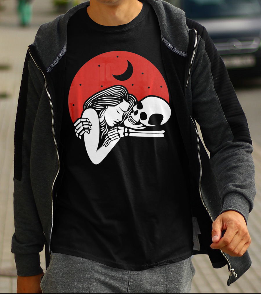 Cute Skeleton Romantic Valentines Moon Embrace T-Shirt