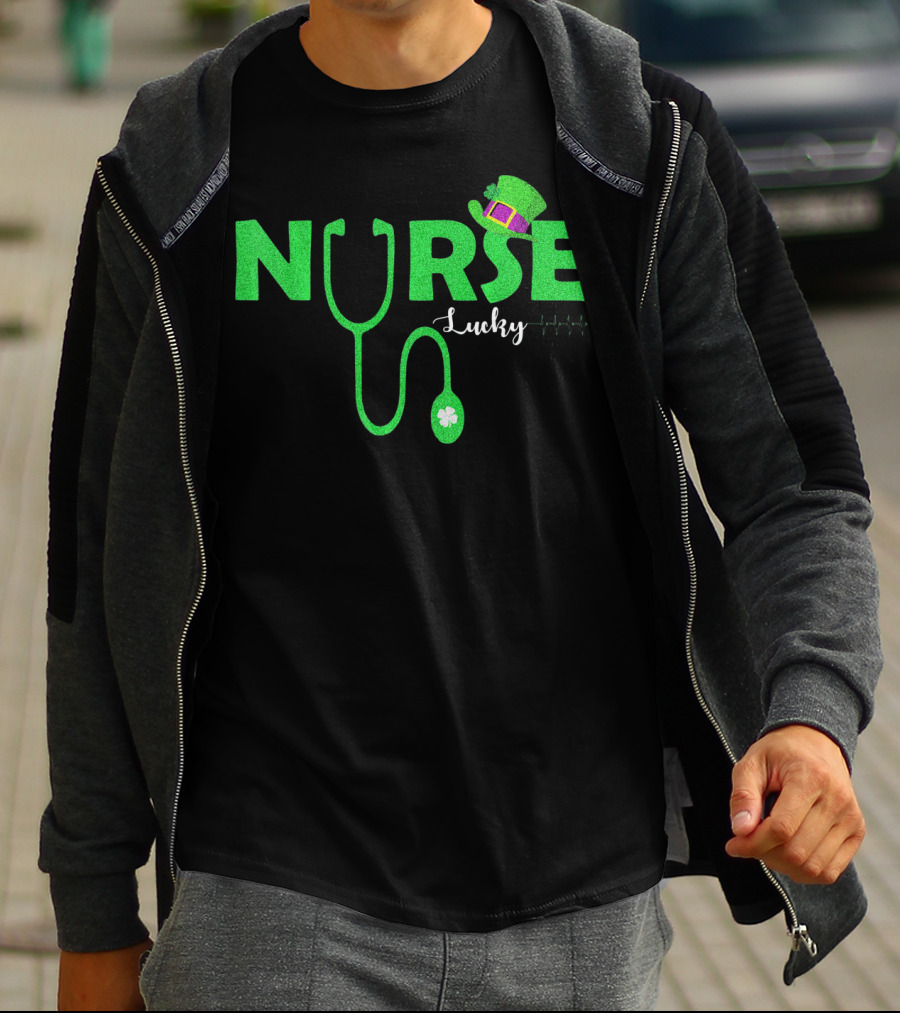 Lucky Nurse St. Patrick's Day With Shamrock Stethoscope And Leprechaun Hat T-Shirt