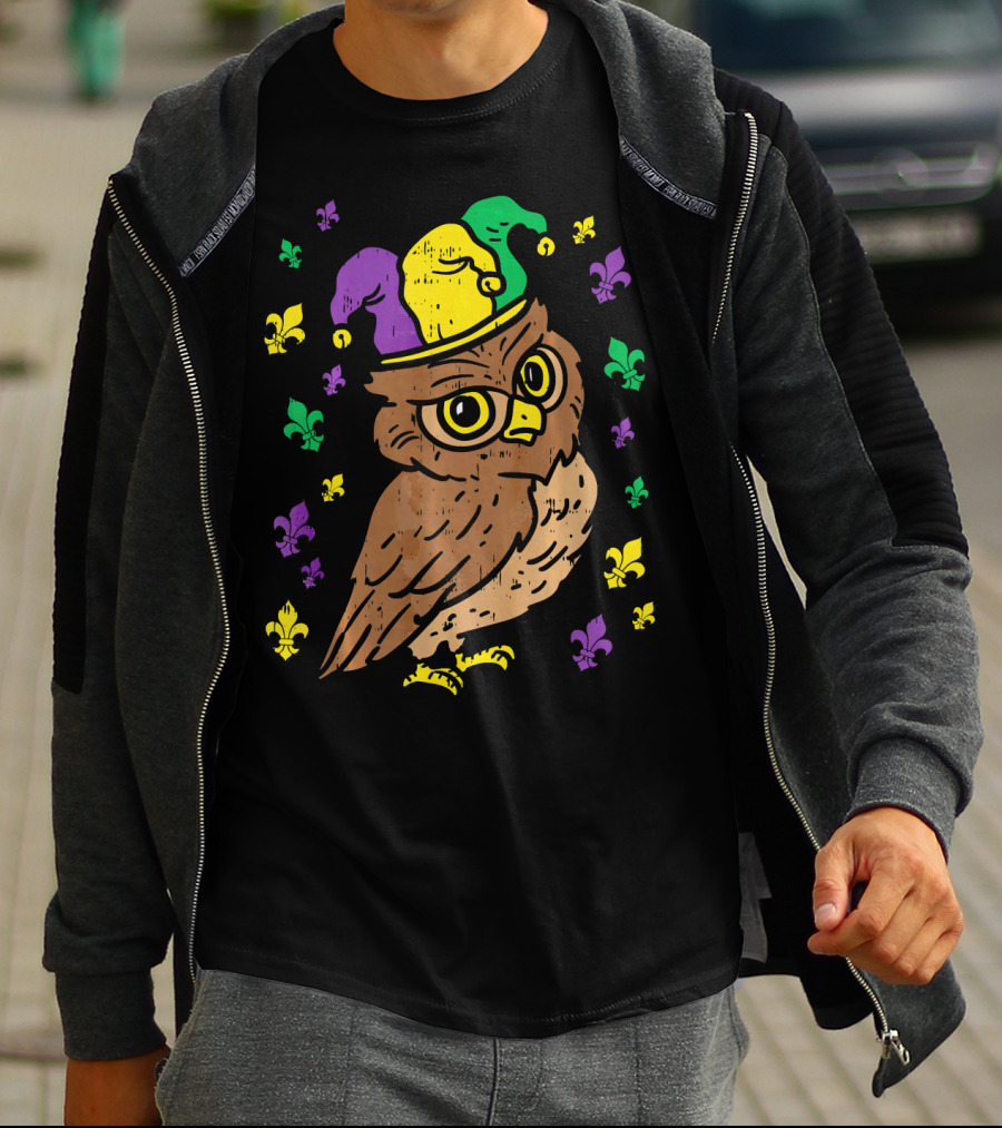 Jester Owl Mardi Gras Bird Animal Lover T-Shirt