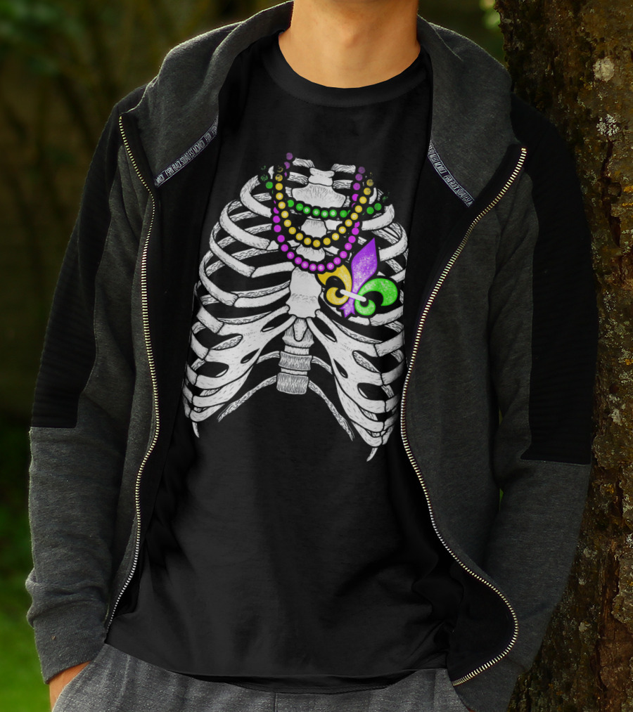 Mardi Gras Beads Skeleton Fleur De Lis Ribcage Heart T-Shirt
