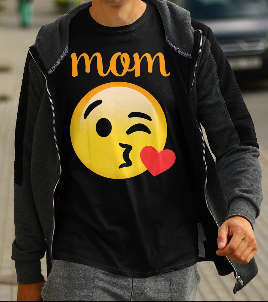 Mom Kissing Emoji Heart Kiss Emoji T-Shirt