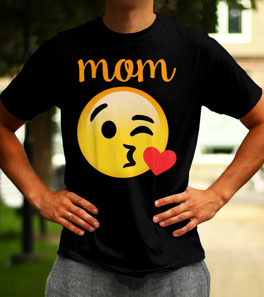 Mom Kissing Emoji Heart Kiss Emoji T-Shirt