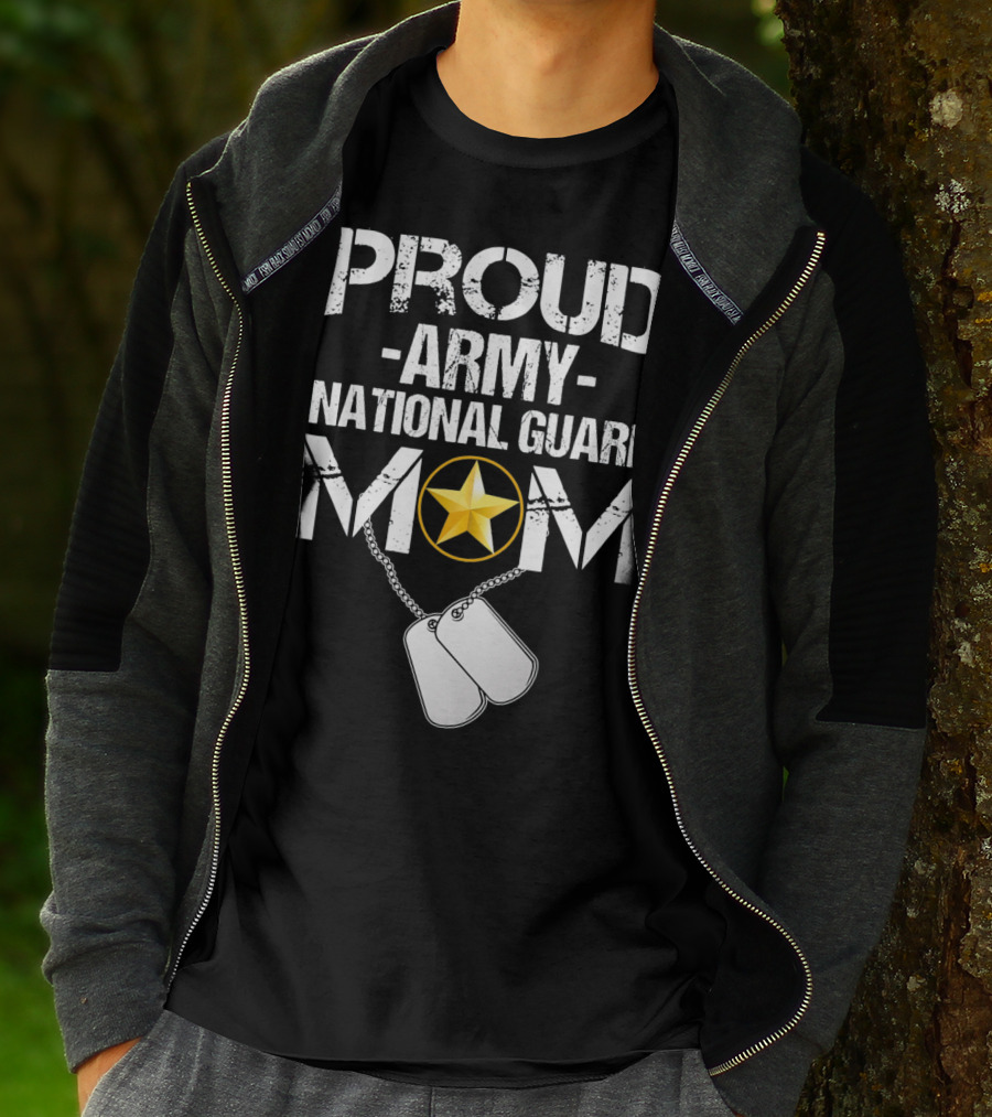 Proud Army National Guard Mom With Star And Dog Tags Veteran T-Shirt
