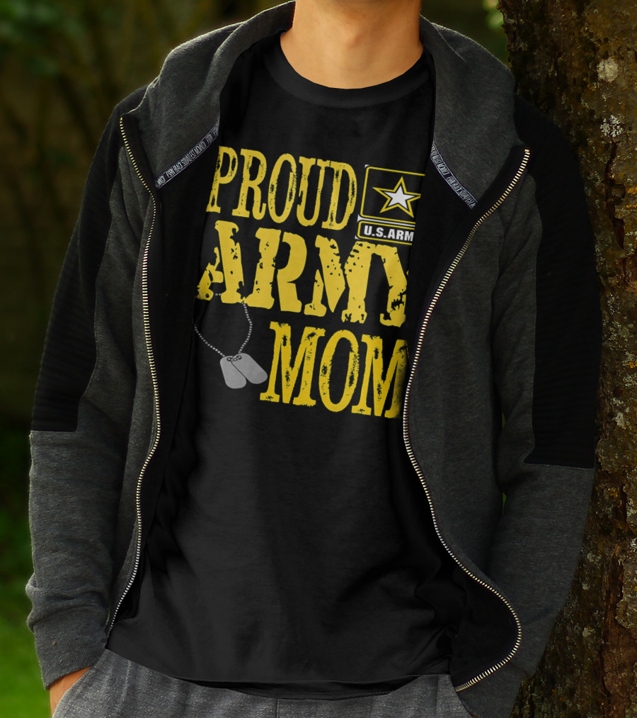 Proud Army Mom U.S. Army Military Pride Dog Tags T-Shirt